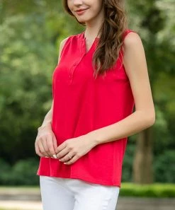 Flash Sale 🥰 Z Avenue Red Henley Cotton Tank - 👩 Women & Plus 🥰