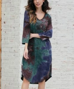 Best reviews of 👍 Z Avenue Blue & Gray Tie-Dye V-Neck Shift 👗 Dress - 👩 Women 😍