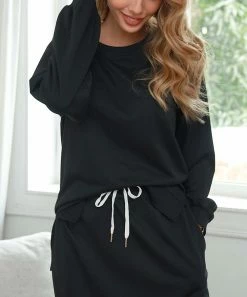 Best Pirce 🌟 Z Avenue Black Scoop-Neck Pullover - 👩 Women & Plus 🎁